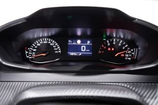 PEUGEOT 2008 usata, con Volante in pelle