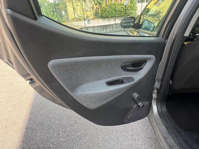 LANCIA Ypsilon usata, con Servosterzo