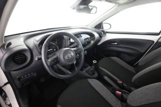 TOYOTA Aygo X usata 1