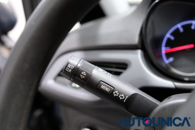 OPEL Corsa usata, con Touch screen