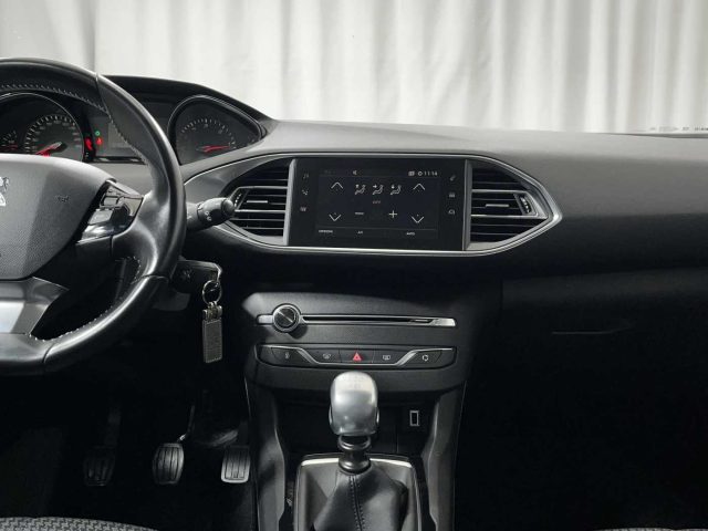 PEUGEOT 308 usata, con Sistema di navigazione
