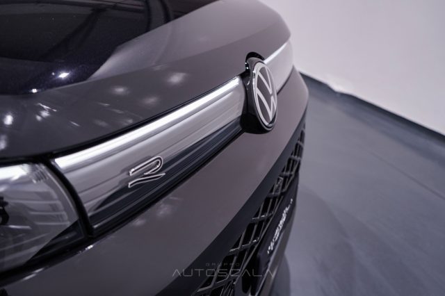VOLKSWAGEN Tiguan usata, con Adaptive Cruise Control