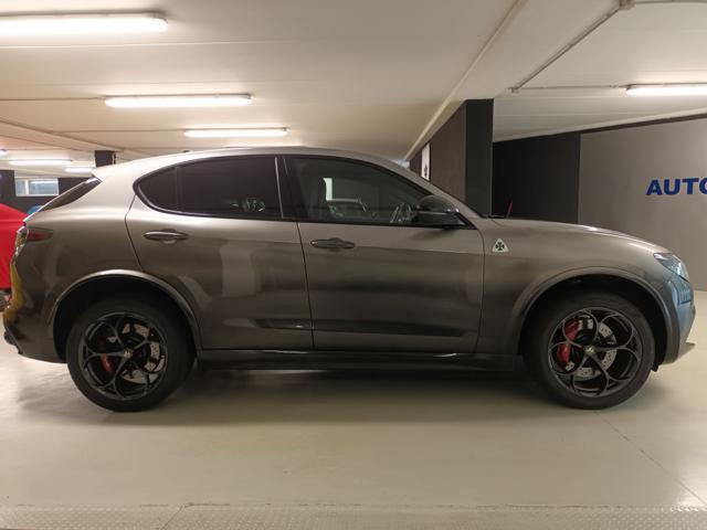 ALFA ROMEO Stelvio usata, con Cerchi in lega