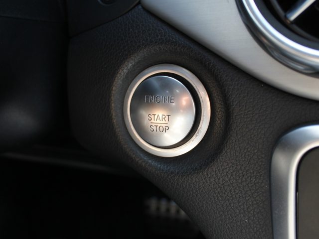 MERCEDES-BENZ GLA 200 usata, con Fari LED