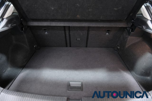 VOLKSWAGEN T-Roc usata 55