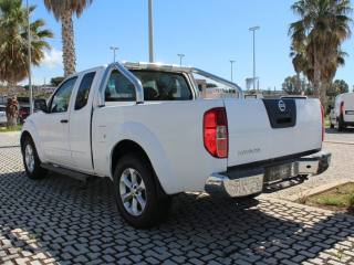 NISSAN Navara usata, con Autoradio