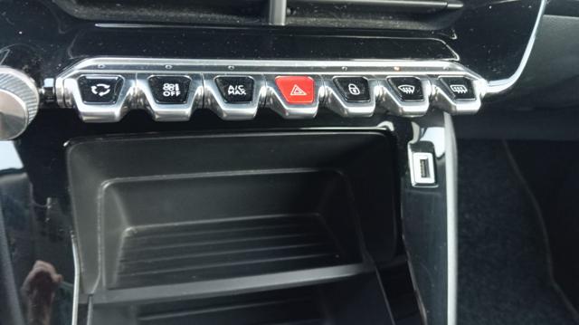 PEUGEOT 2008 usata, con Climatizzatore automatico, 2 zone