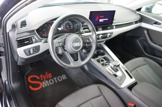 AUDI A4 usata, con Autoradio