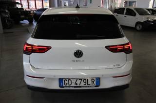VOLKSWAGEN Golf usata, con Autoradio
