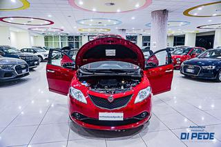 LANCIA Ypsilon usata, con Fendinebbia