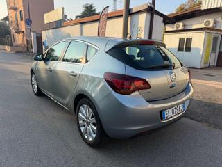 OPEL Astra usata, con Airbag laterali