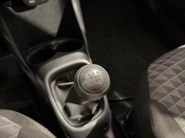 PEUGEOT 108 usata, con Sedile posteriore sdoppiato