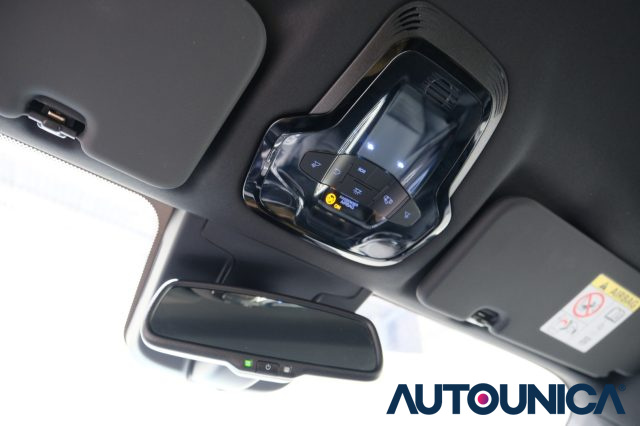 ALFA ROMEO Stelvio usata, con Specchietti laterali elettrici