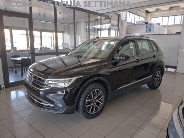 VOLKSWAGEN Tiguan usata, con Airbag Passeggero