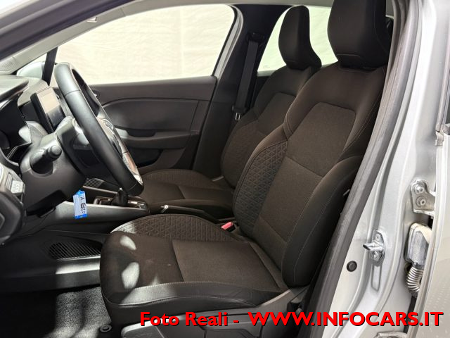 RENAULT Clio usata, con Alzacristalli elettrici