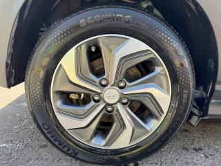 HYUNDAI Kona usata, con USB