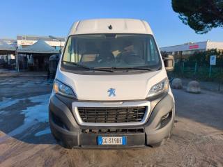 PEUGEOT Boxer usata, con Airbag