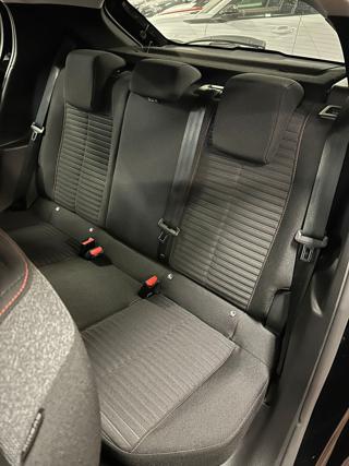 PEUGEOT 208 usata, con Controllo automatico clima