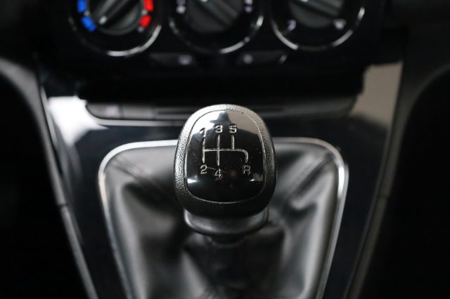 LANCIA Ypsilon usata, con Luci diurne