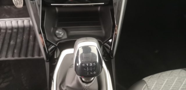 PEUGEOT 208 usata 12