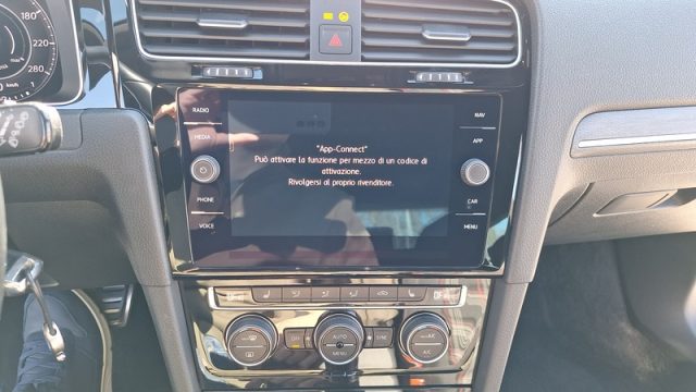 VOLKSWAGEN Golf GTI usata, con Leve al volante