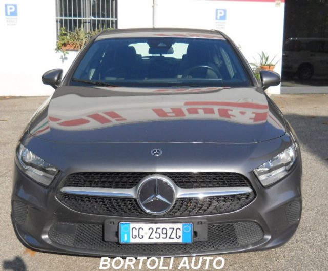 MERCEDES-BENZ A 160 usata, con Volante multifunzione