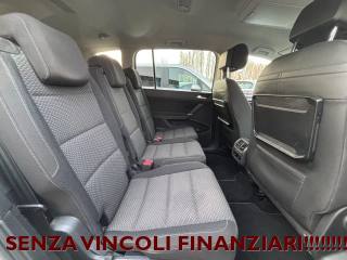 VOLKSWAGEN Touran usata, con Controllo trazione