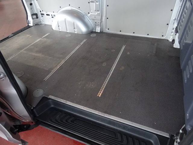 MERCEDES-BENZ Vito usata, con Immobilizzatore elettronico