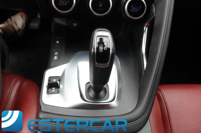 JAGUAR E-Pace usata, con Chiusura centralizzata telecomandata