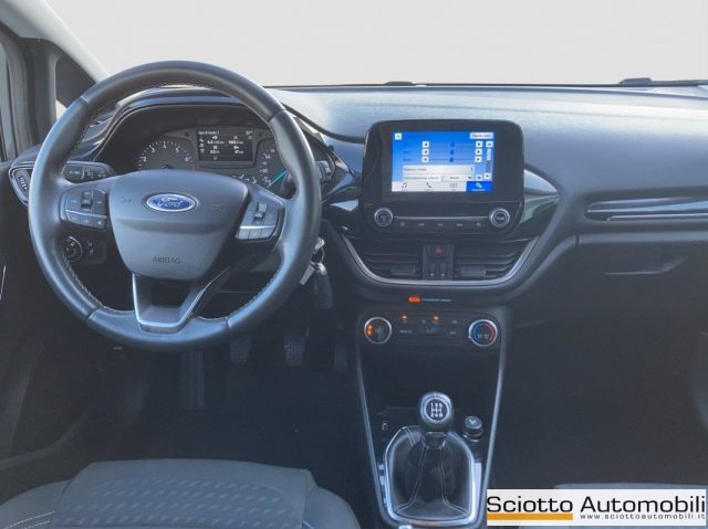 FORD Fiesta usata, con Bluetooth
