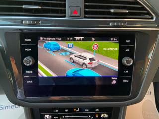 VOLKSWAGEN Tiguan usata, con Leve al volante