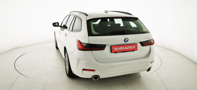 BMW 320 usata, con USB