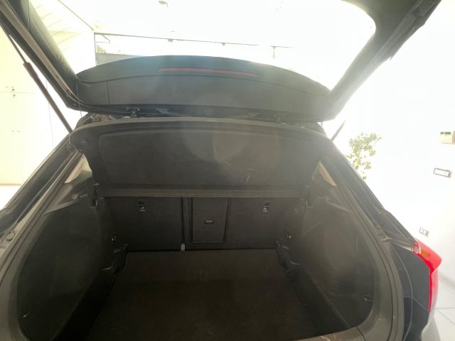 VOLKSWAGEN T-Roc usata, con Controllo elettronico della corsia