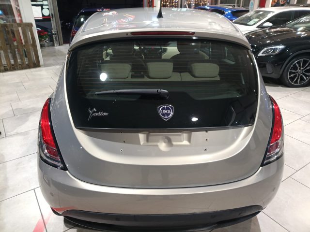 LANCIA Ypsilon usata, con Autoradio