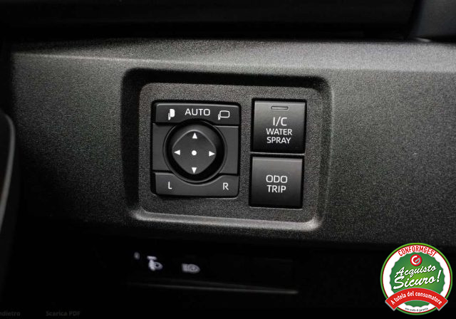 TOYOTA Yaris usata, con Controllo trazione