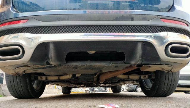 MERCEDES-BENZ GLB 200 usata, con Sedili sportivi