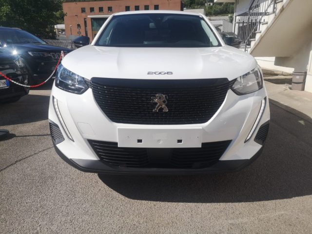 PEUGEOT 2008 usata, con Airbag