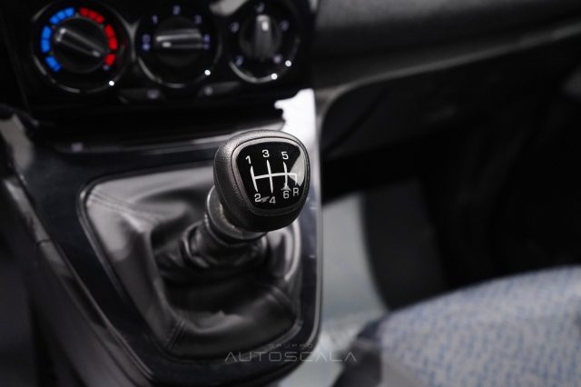 LANCIA Ypsilon usata, con Volante multifunzione