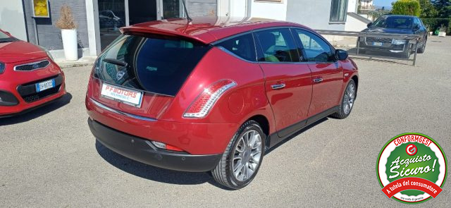 LANCIA Delta usata, con Autoradio