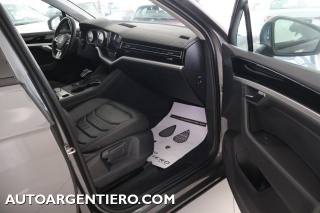 VOLKSWAGEN Touareg usata, con Volante multifunzione