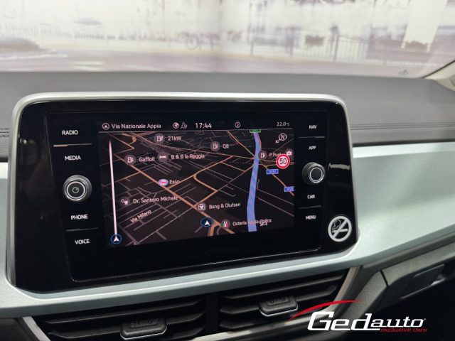 VOLKSWAGEN T-Roc usata, con Lettore CD