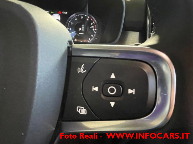 VOLVO XC40 usata, con USB