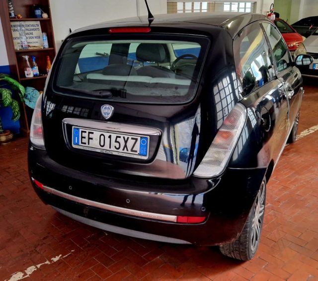 LANCIA Ypsilon usata, con Autoradio