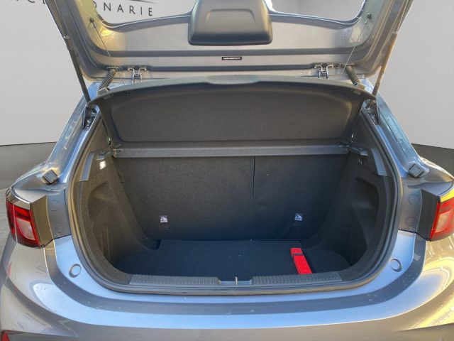 MG MG3 usata, con Riconoscimento dei segnali stradali