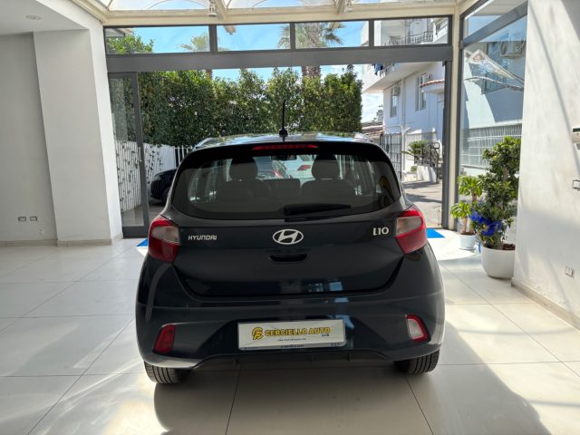 HYUNDAI i10 usata, con Autoradio