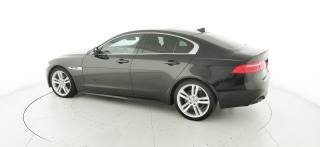 JAGUAR XE usata, con Leve al volante