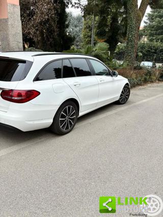 MERCEDES-BENZ C 220 usata, con Chiusura centralizzata