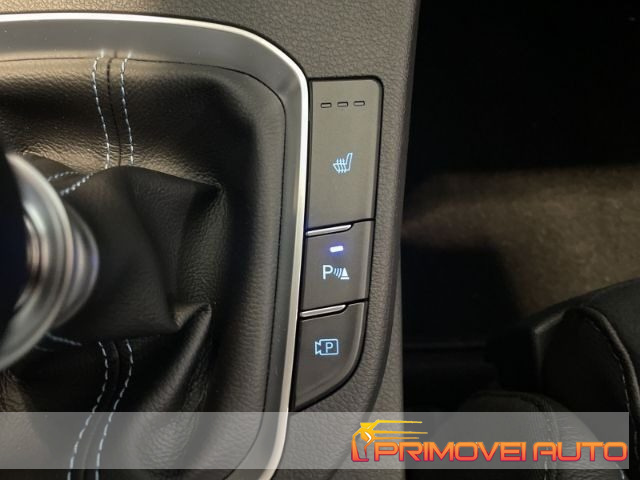 HYUNDAI i30 usata, con Sensori di parcheggio posteriori