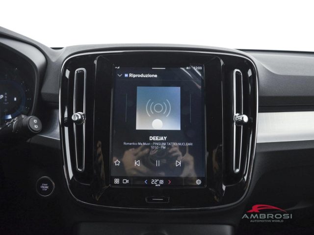VOLVO XC40 usata 12
