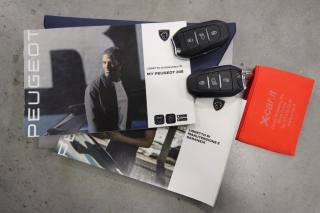 PEUGEOT 208 usata, con USB
